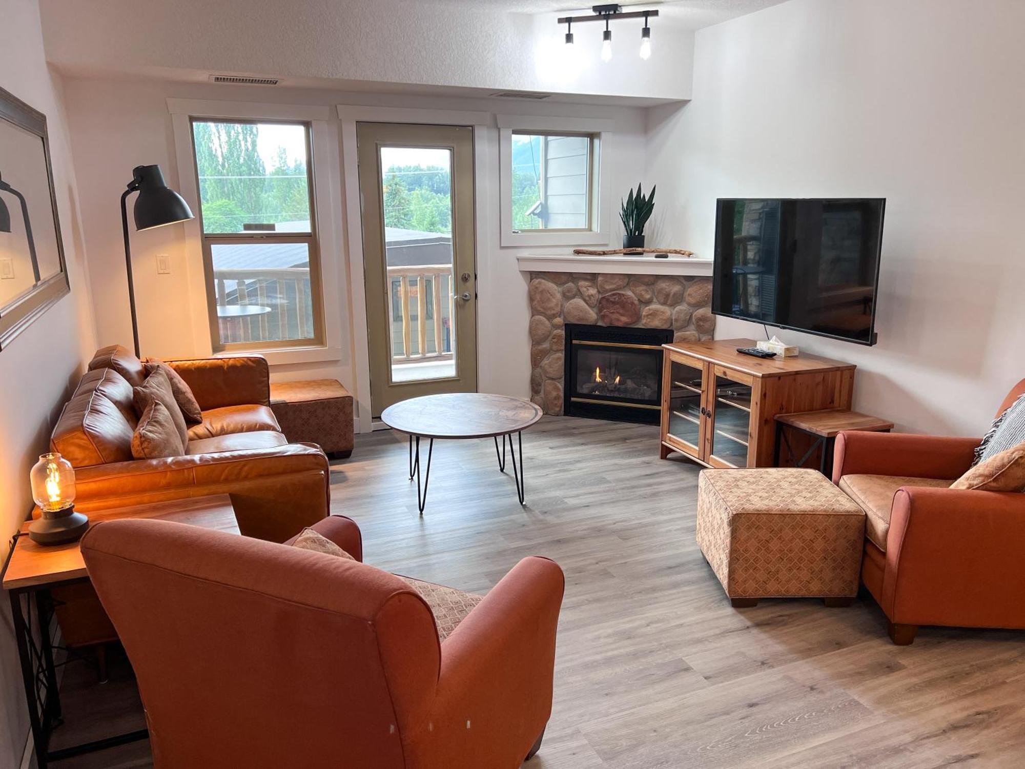 Silver Rock Condominiums By Fernie Central Reservations Exteriör bild