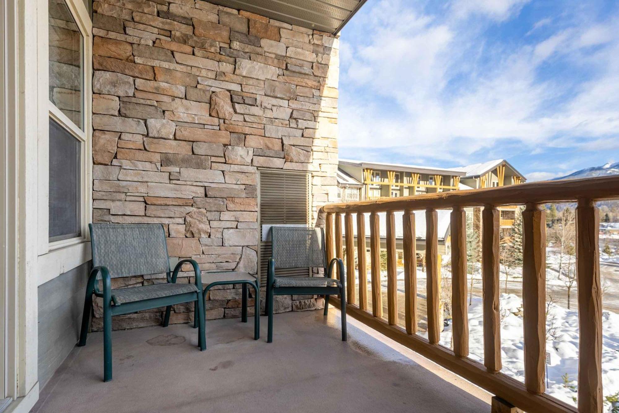 Silver Rock Condominiums By Fernie Central Reservations Exteriör bild