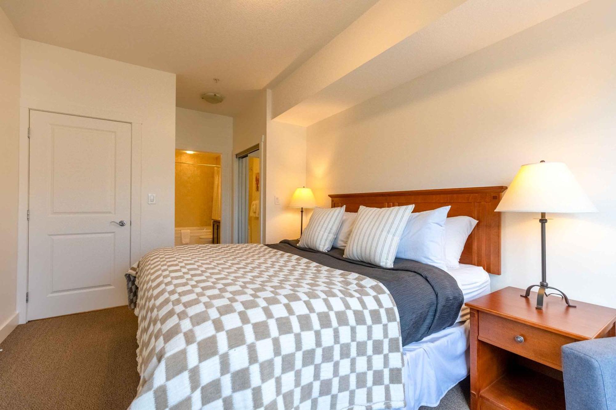 Silver Rock Condominiums By Fernie Central Reservations Exteriör bild