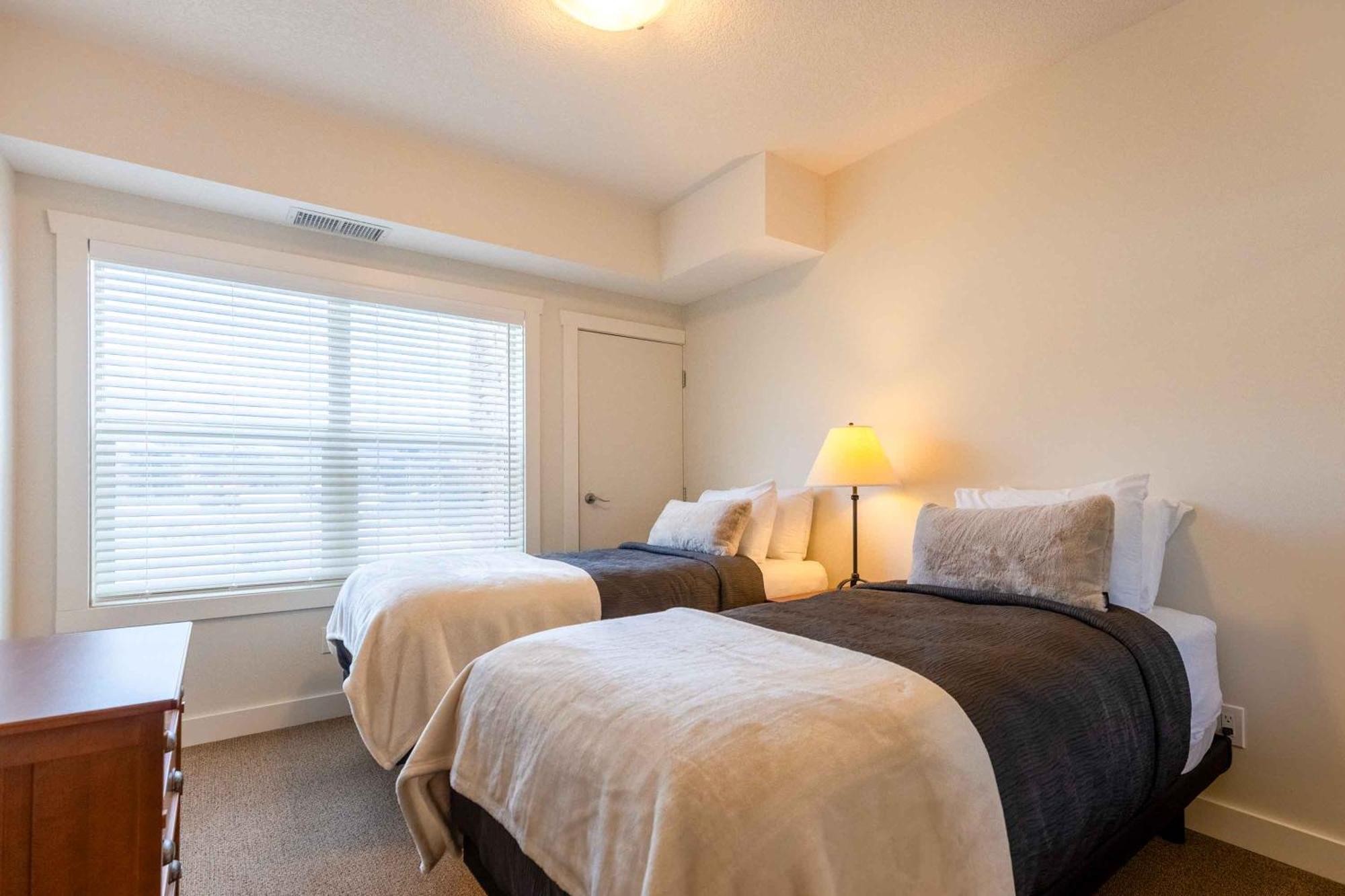 Silver Rock Condominiums By Fernie Central Reservations Exteriör bild