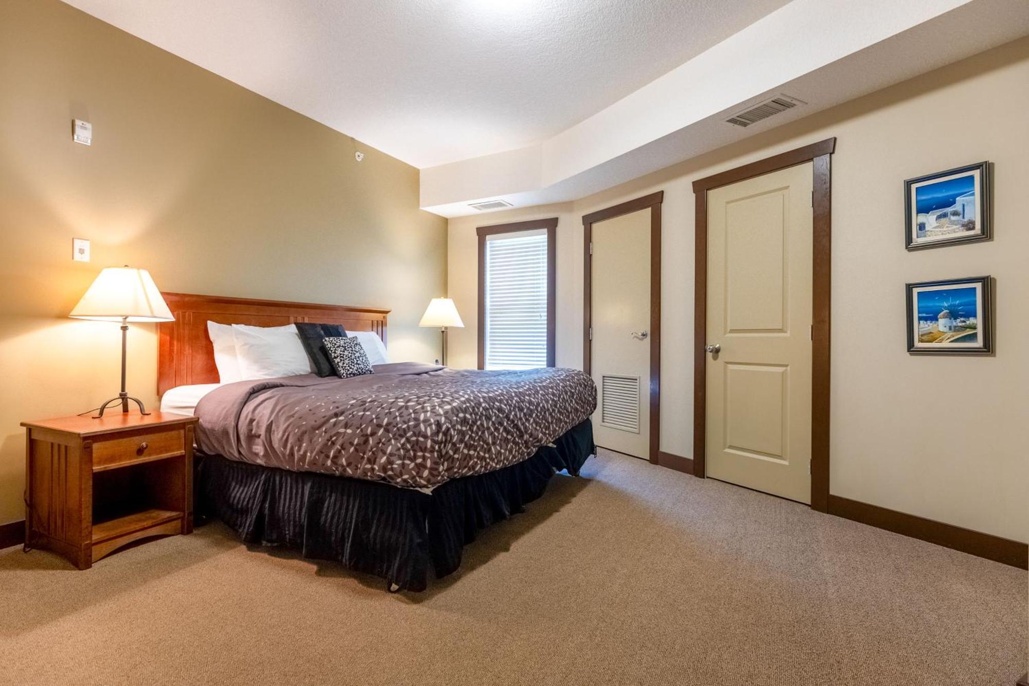 Silver Rock Condominiums By Fernie Central Reservations Exteriör bild