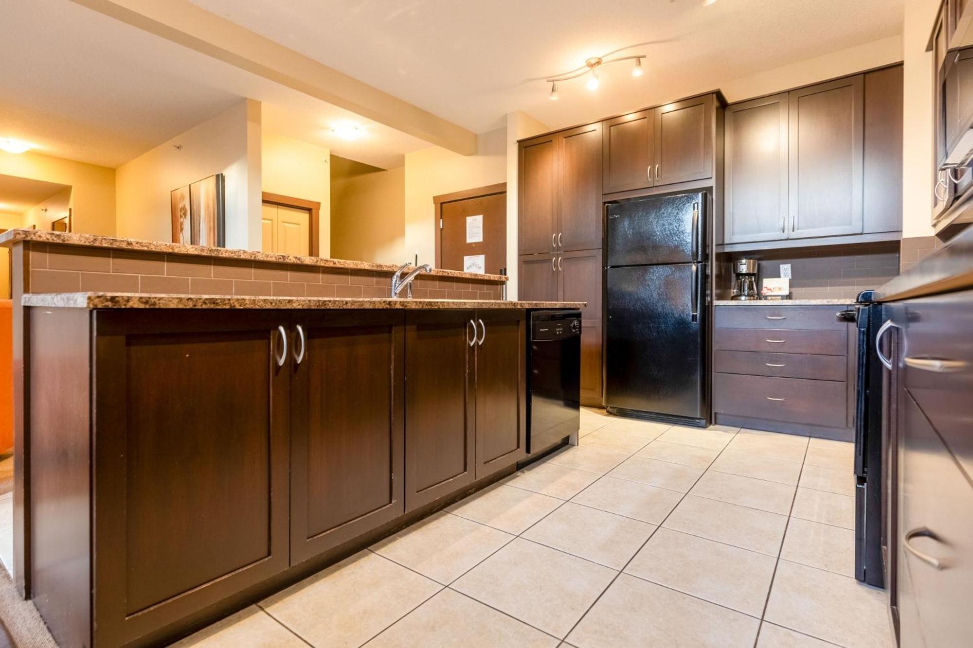 Silver Rock Condominiums By Fernie Central Reservations Exteriör bild