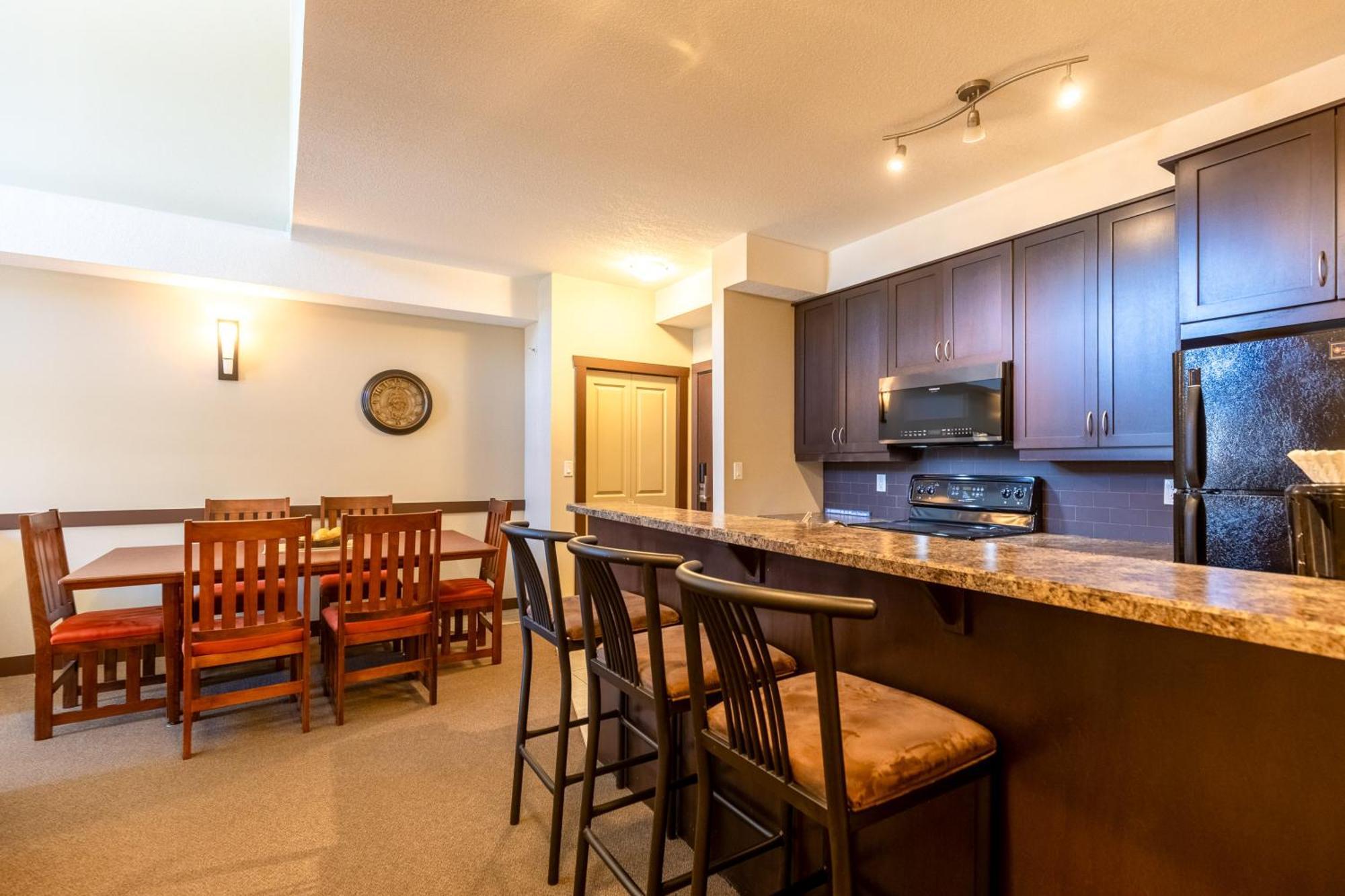 Silver Rock Condominiums By Fernie Central Reservations Exteriör bild