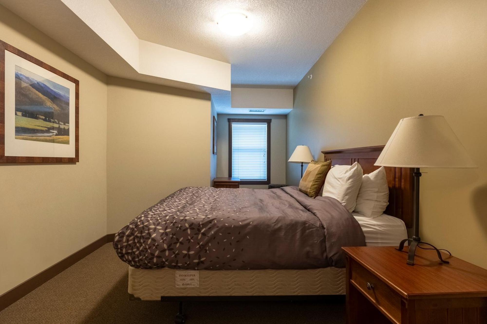 Silver Rock Condominiums By Fernie Central Reservations Rum bild