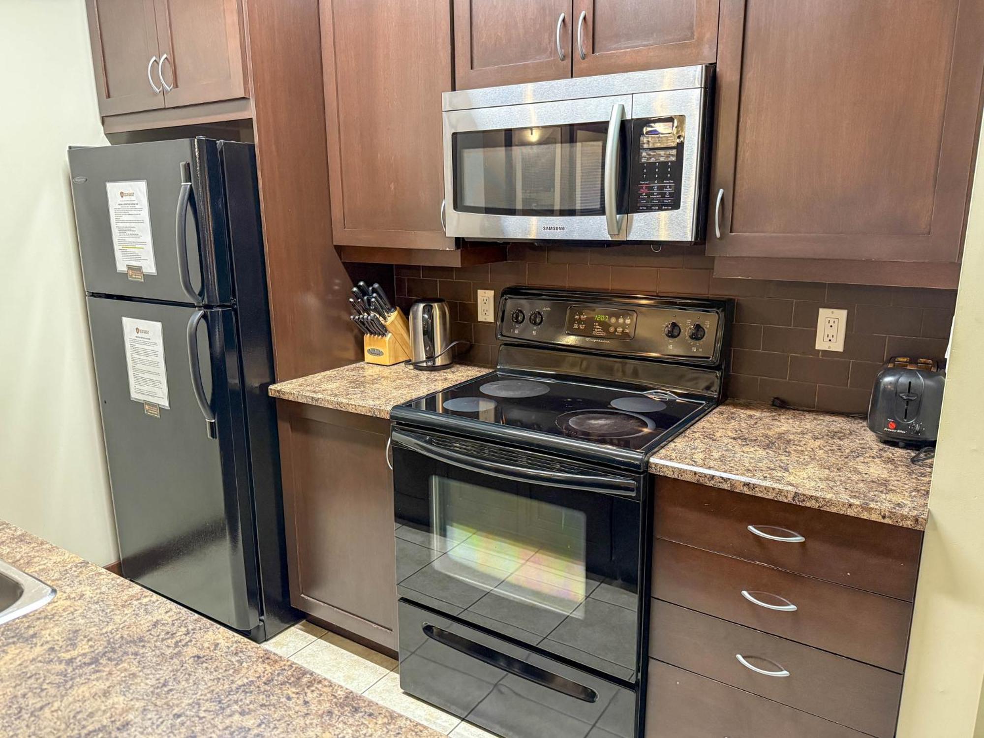 Silver Rock Condominiums By Fernie Central Reservations Rum bild